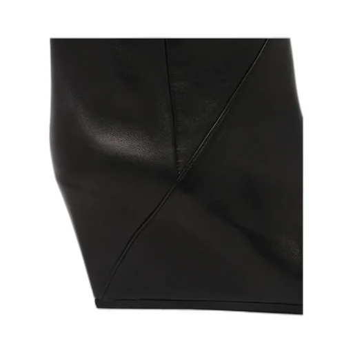 Pointed-Toe Boots