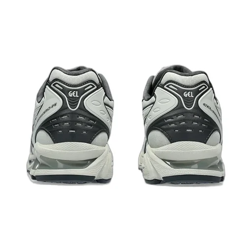 Gt-2160 Panelled Sneakers