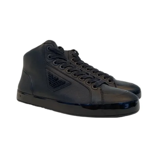 Logo Details Casual Sneakers