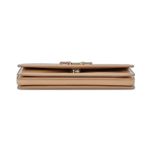 Logo Clutch