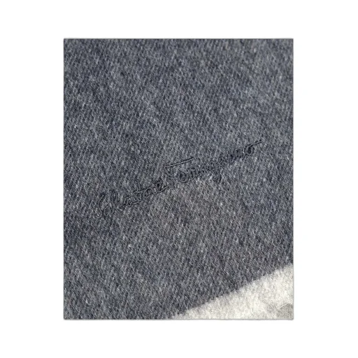 Logo Scarf