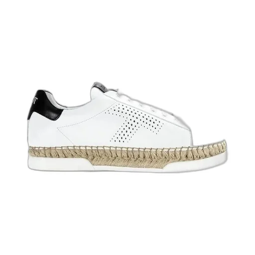 Logo Details Casual Sneakers