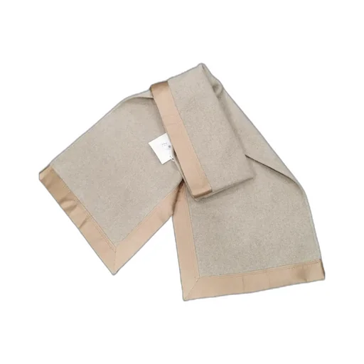 Matiere Exterirement Stitching Scarf
