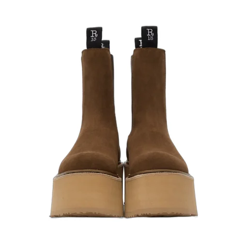 Logo Chelsea Boots