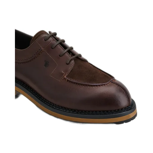 Leather Lace-Up Oxford Shoes