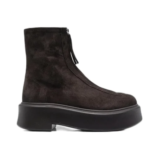 Oversize-Sole Ankle Boots