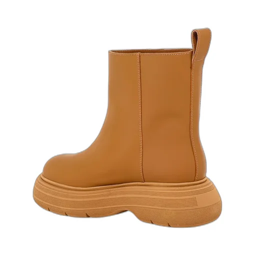 Round Toe Boots