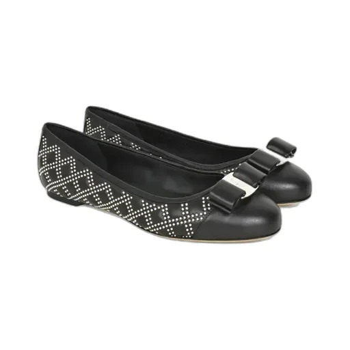 Rivet Ballet Shoes With Round Head