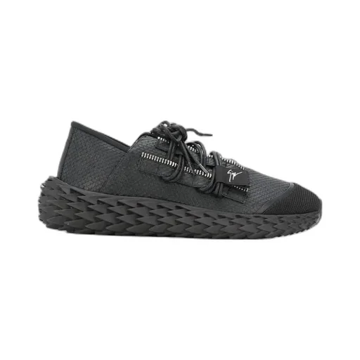 Low-Cut Casual Sneakers