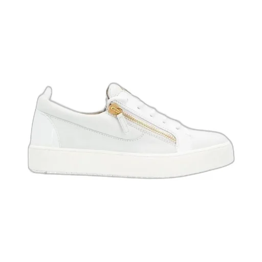 Logo Sports Shoes
