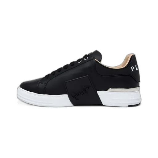 Lo-Top Hexagon Sneakers