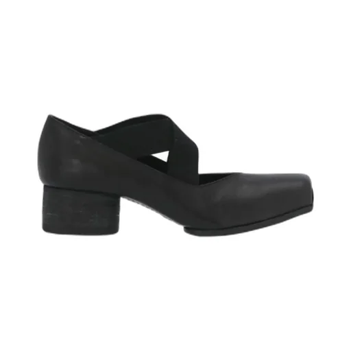 Logo Square Toe Heels