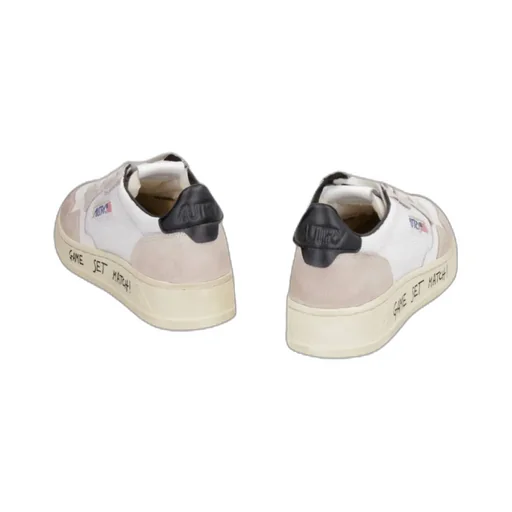 Low-Top Trainers
