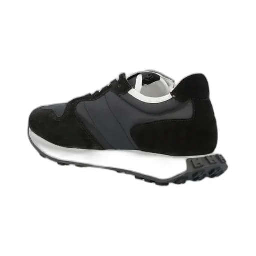H601 Low-Top Sneakers