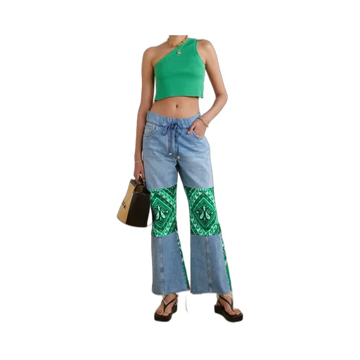 Piece-Sewn Flared Jeans