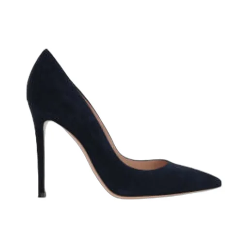 Pointed Suede Pumps
