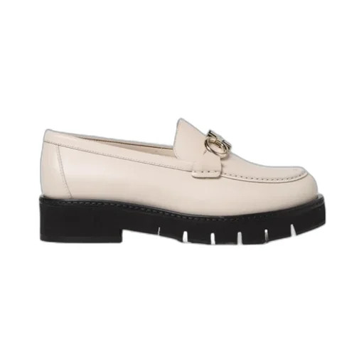 Salvatore Ferragamo Gancini Logo Plaque Loafers
