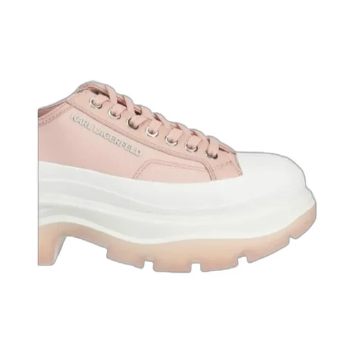 Thick Sole Logo Lacing Casual Sneakers