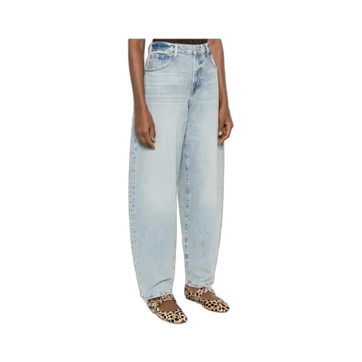 Wash Denim Jeans