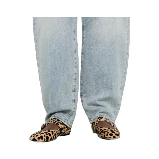 Wash Denim Jeans