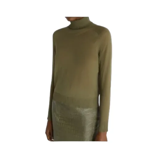 Long-Sleeved Knitted Sweater