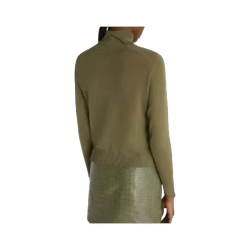 Long-Sleeved Knitted Sweater