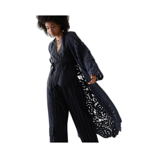 Crochet-Design Long-Sleeve Cardigan