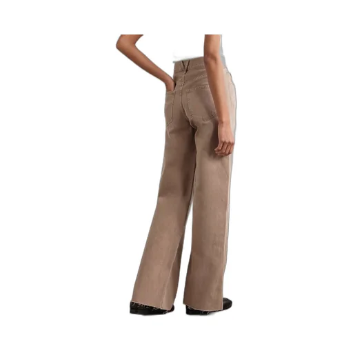 Wide-Leg Jeans