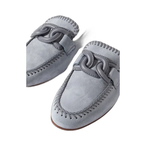 Loafers Decorated With Logo