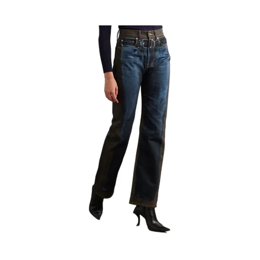 High-Waisted Jeans