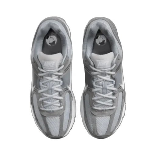 Zoom Vomero 5 Sneakers