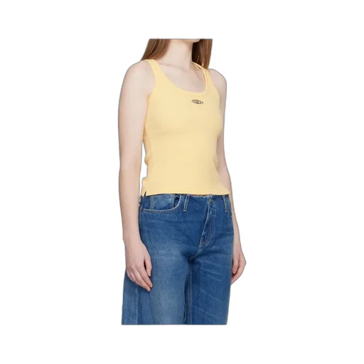 Ribbed Crew Neck Vest