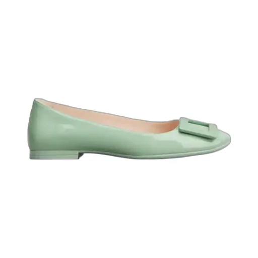 U Look Ballerinas In Patent Leather