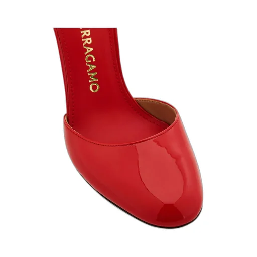 Stiletto Pump