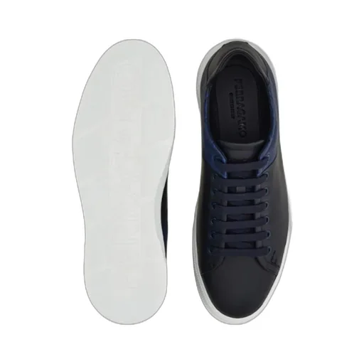 Low Cut Sneaker