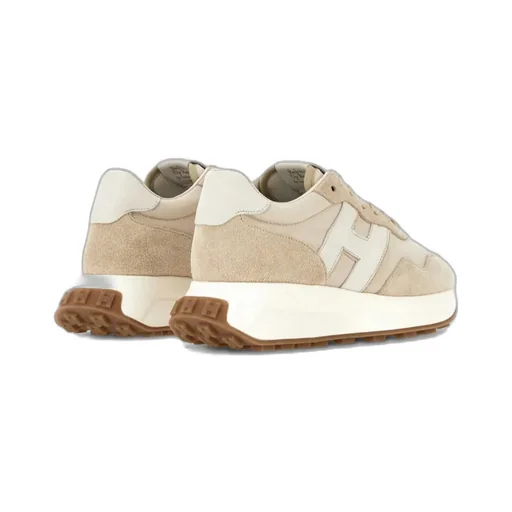H641 Sneakers