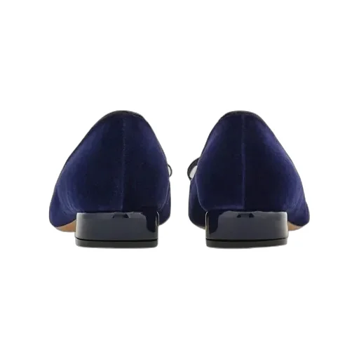 Velvet Pump With Maxi Gancini Detail