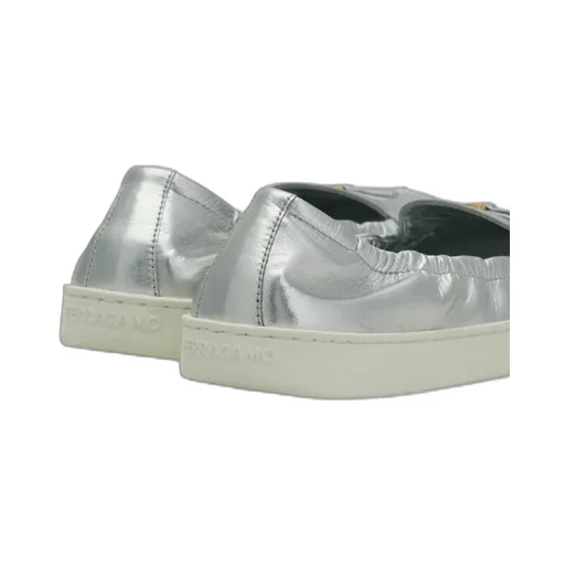 Flexible Loafer With Mini Bow Detail