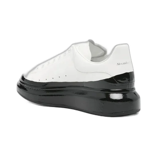 Contrasting-Sole Sneakers