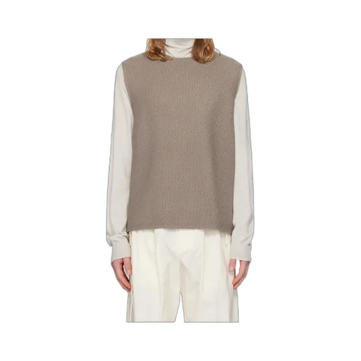 Sleeveless Vest-Style Knitwear