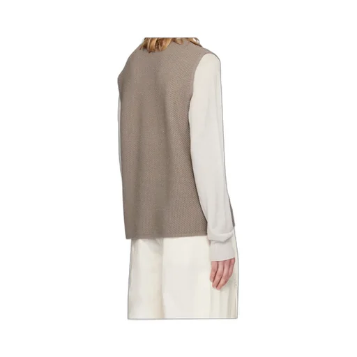 Sleeveless Vest-Style Knitwear
