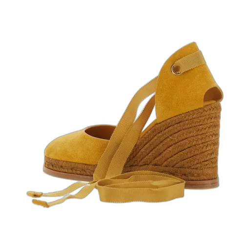 CastaÑEr Strapped Pumps