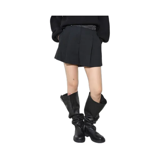 Wide-Leg Wool Shorts