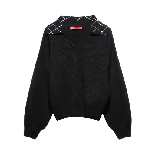 Long-Sleeved Knitwear