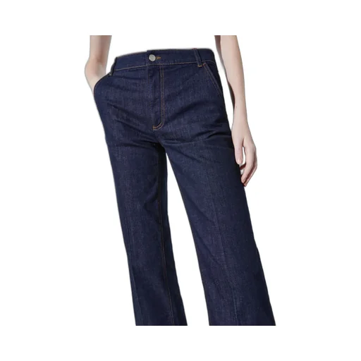 Straight Jeans