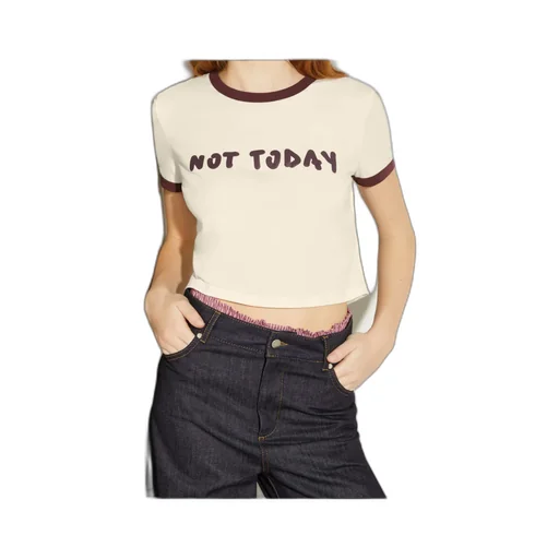 Short T-Shirt