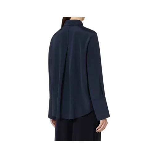 Long-Sleeved Shirt