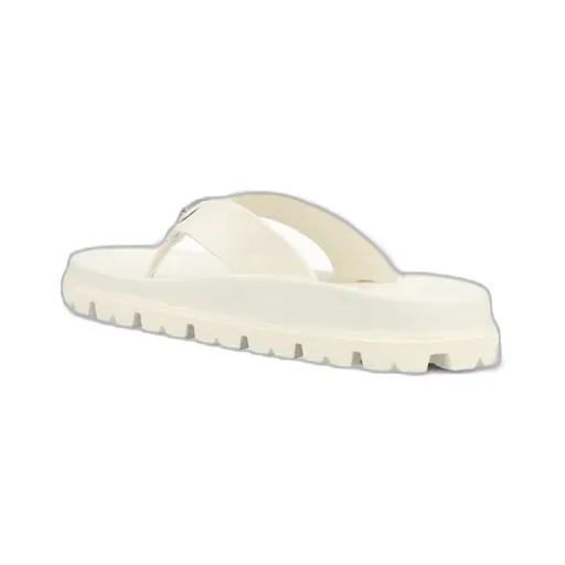 Round-Toed Flip-Flops