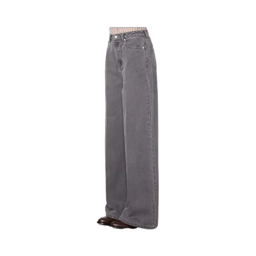 Wide-Leg High-Waisted Jeans