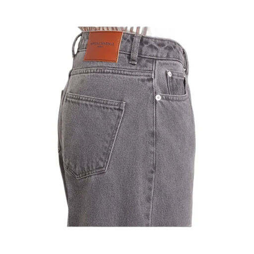 Wide-Leg High-Waisted Jeans
